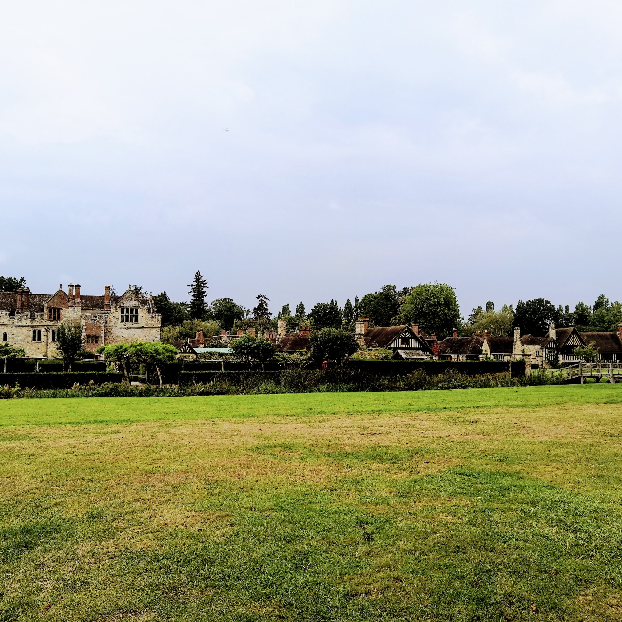 Hever Castle & gardens